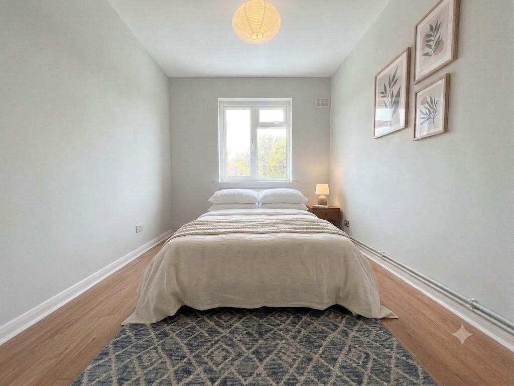 Daws Lane, Mill Hill, NW7, Mill Hill